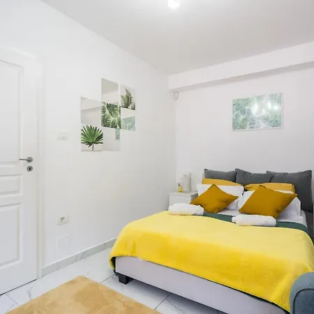 Monza-apartment דירה בוקרשט