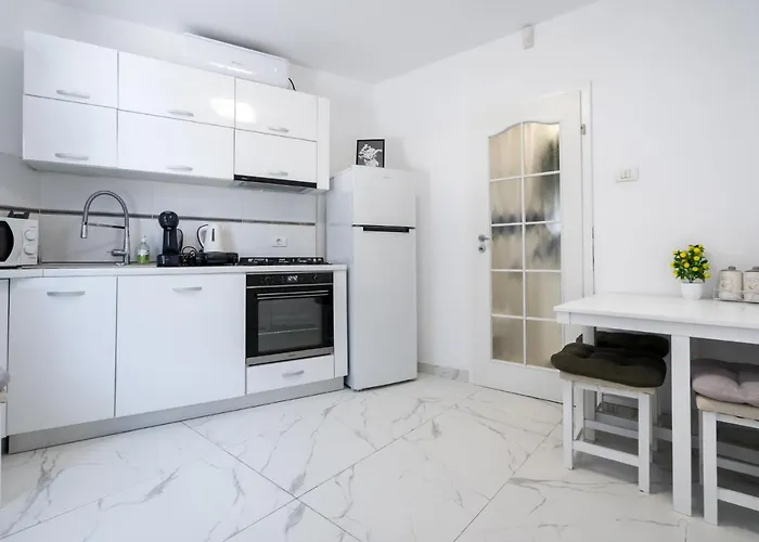 Monza-apartment Bukurešť