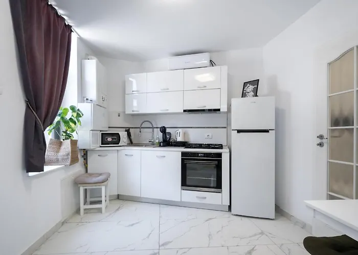Monza-apartment Bukarest